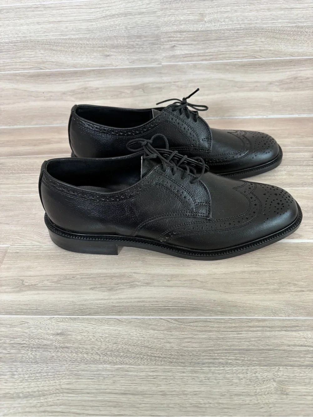 Endicott Johnson Black Leather Wingtip Vintage Dress Shoes